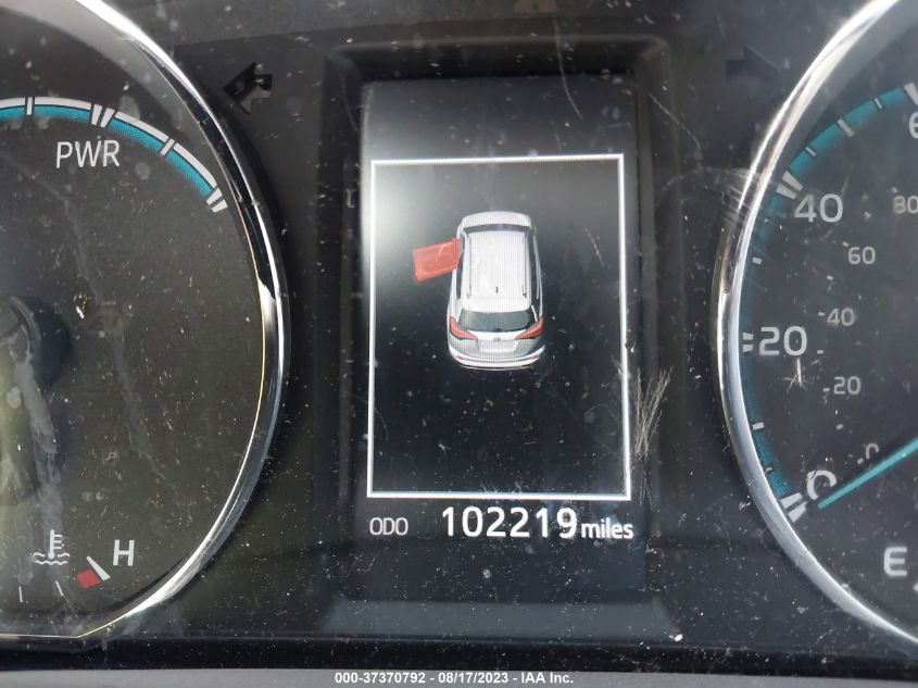 2016 TOYOTA RAV4 HYBRID XLE - JTMRJREV1GD036893