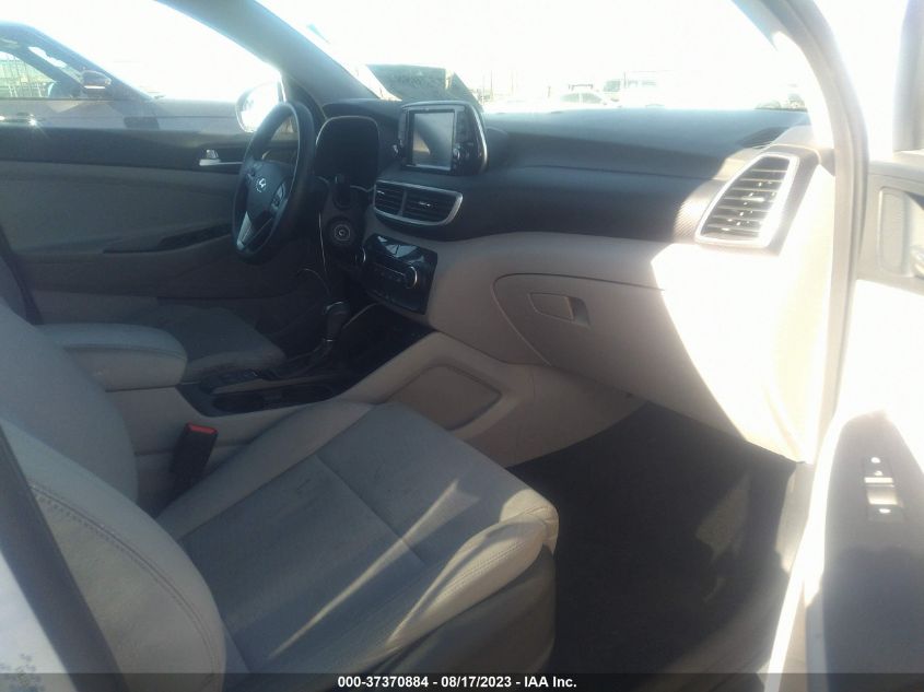 2019 HYUNDAI TUCSON SE - KM8J23A42KU959733