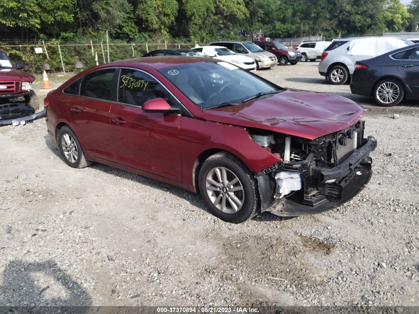 2015 HYUNDAI SONATA 2.4L SE - 5NPE24AF5FH066758