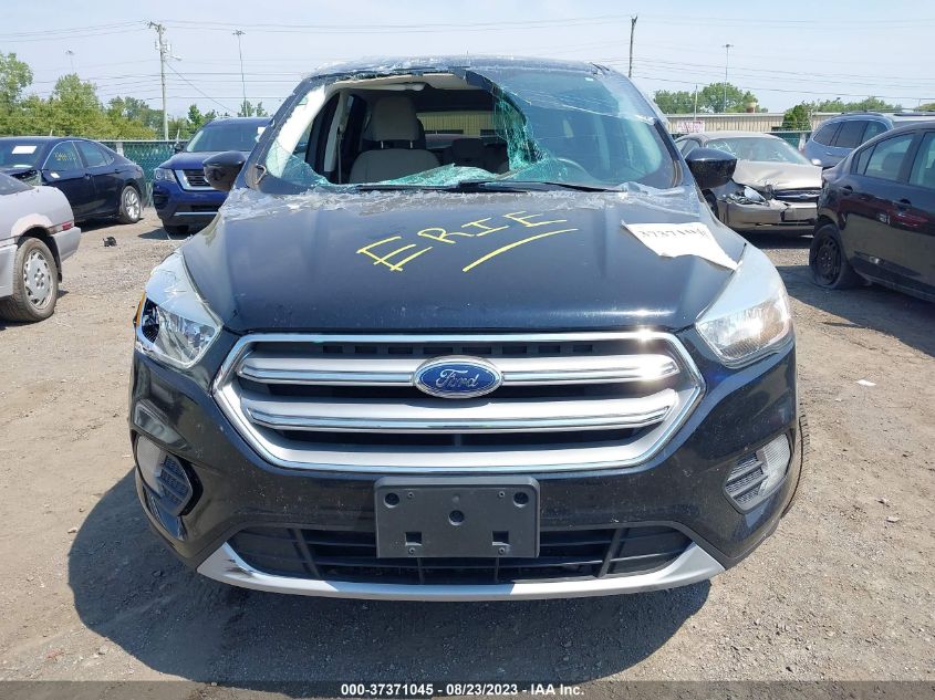 2017 FORD ESCAPE SE - 1FMCU0GD9HUA12822