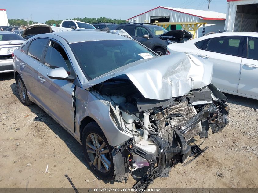 2017 HYUNDAI SONATA SE - 5NPE24AF0HH490612