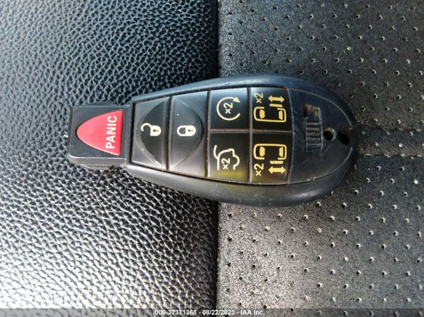 2019 DODGE GRAND CARAVAN SXT - 2C4RDGCG7KR725178