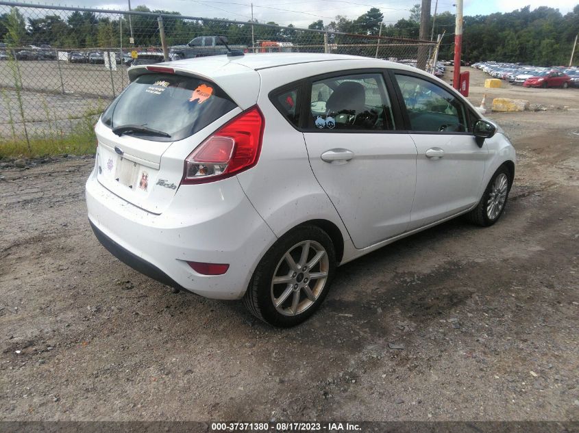 2015 FORD FIESTA SE - 3FADP4EJ8FM106052