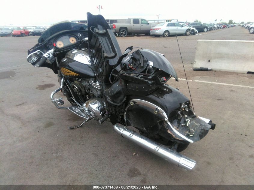 2015 INDIAN MOTORCYCLE CO. CHIEFTAIN 56KTCAAA1F3319314