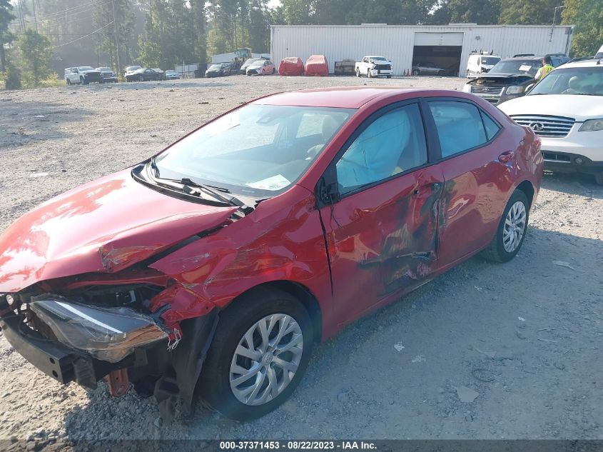 2018 TOYOTA COROLLA LE - 5YFBURHE5JP835343