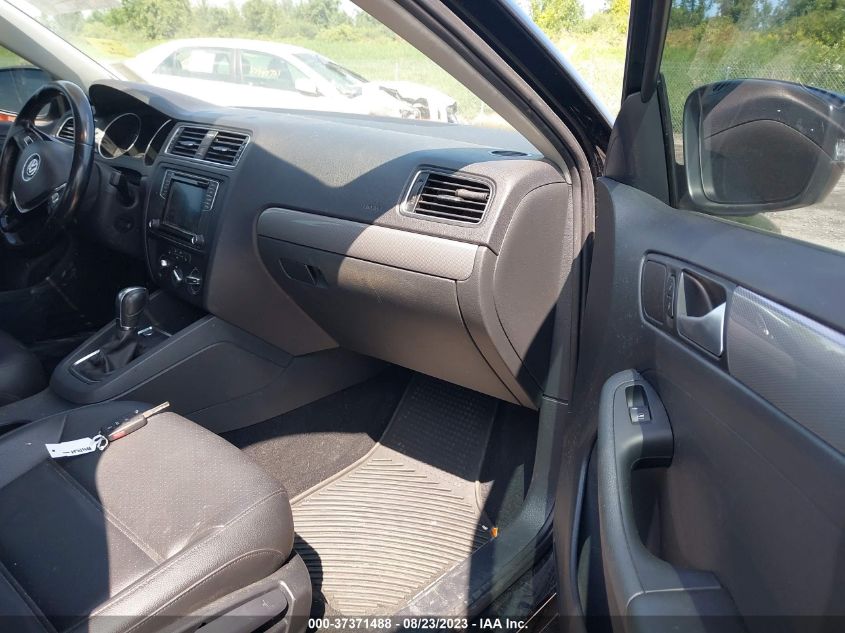 2018 VOLKSWAGEN JETTA 1.4T - 3VWDB7AJ3JM211524