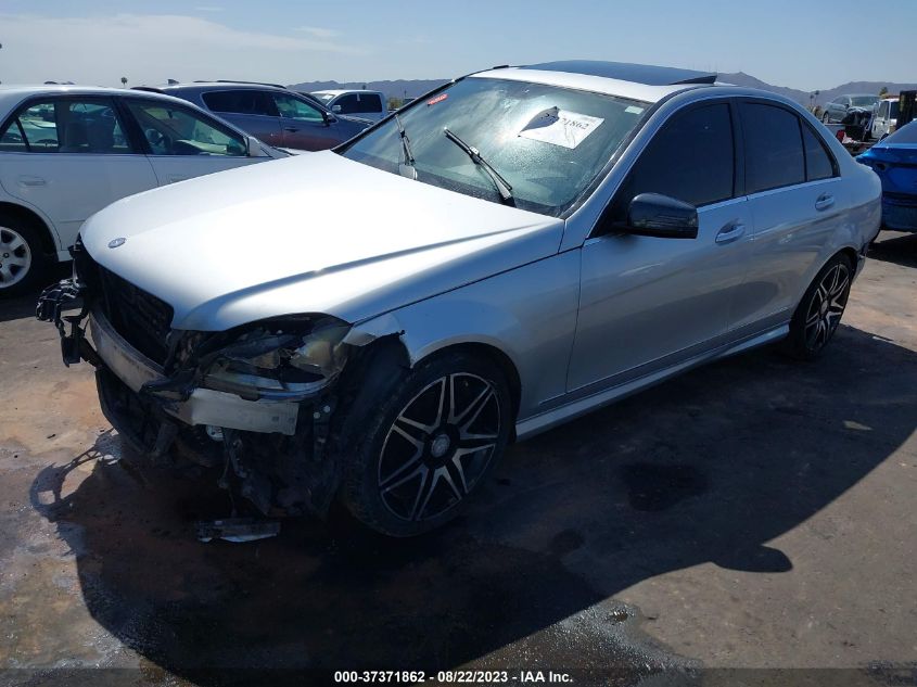 2014 MERCEDES-BENZ C-CLASS C 250 - WDDGF4HB2EA904658