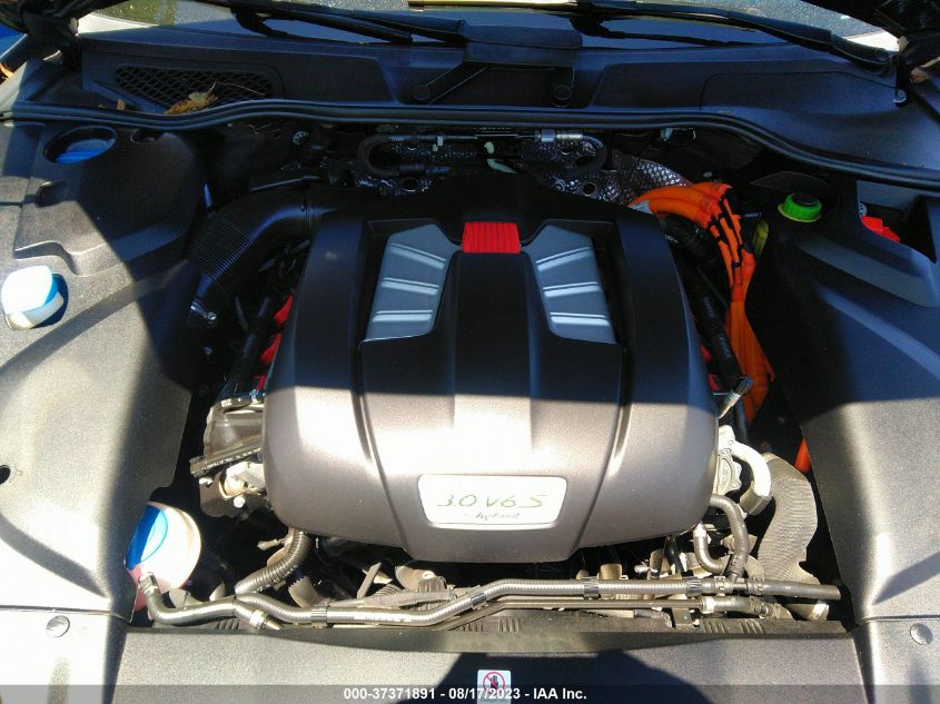 2017 PORSCHE CAYENNE S E-HYBRID - WP1AE2A21HLA69256