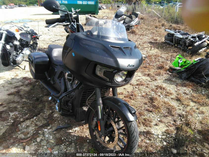 2021 INDIAN MOTORCYCLE CO. CHALLENGER DARK HORSE 56KLCDRR1M3398265