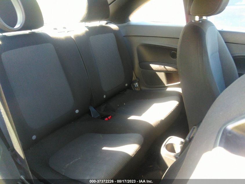 2014 VOLKSWAGEN BEETLE COUPE 1.8T ENTRY - 3VWF17AT6EM650753