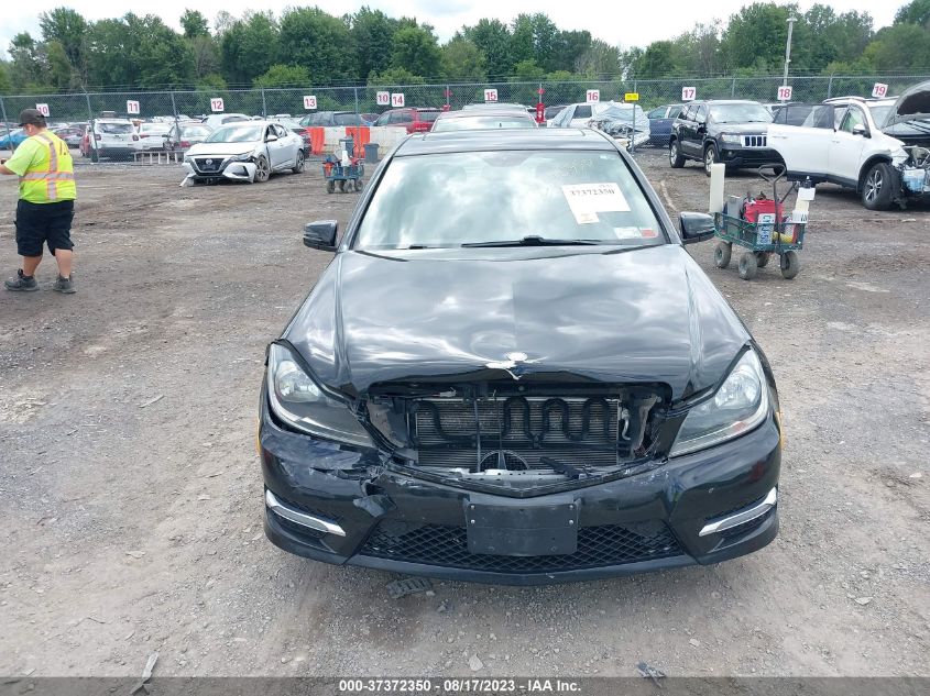 2014 MERCEDES-BENZ C-CLASS C 300 - WDDGF8AB6EA949216