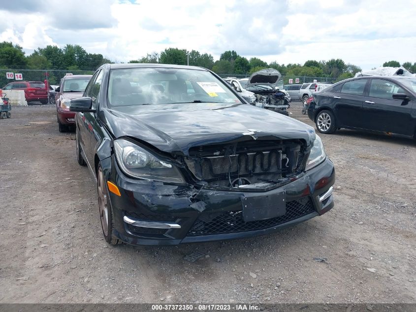 2014 MERCEDES-BENZ C-CLASS C 300 - WDDGF8AB6EA949216