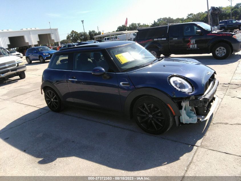 2017 MINI HARDTOP 2 DOOR COOPER WMWXP5C37H2G60422
