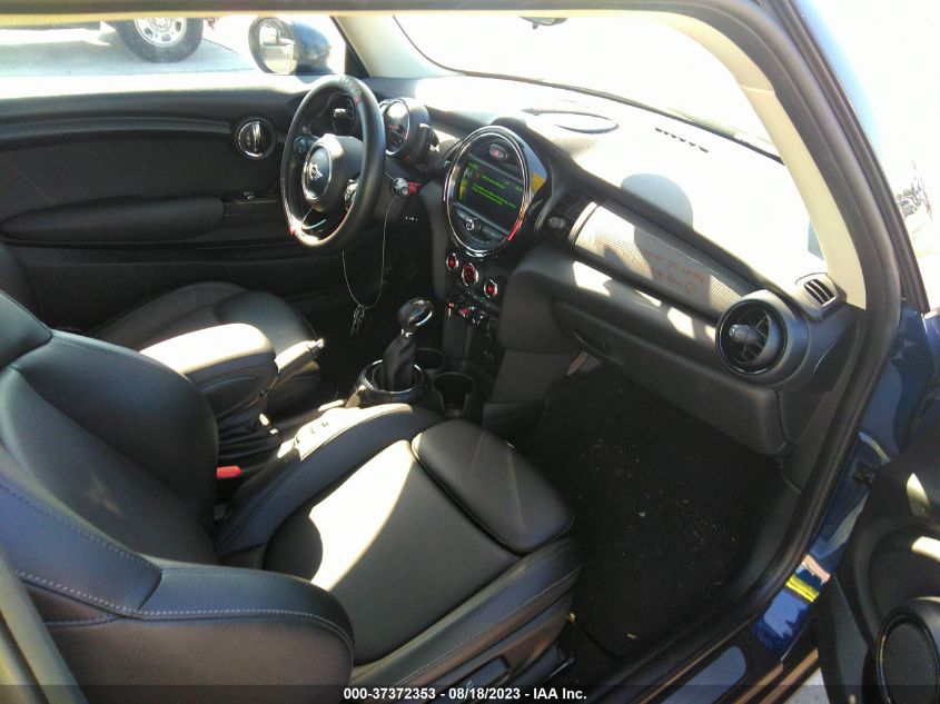 2017 MINI HARDTOP 2 DOOR COOPER WMWXP5C37H2G60422