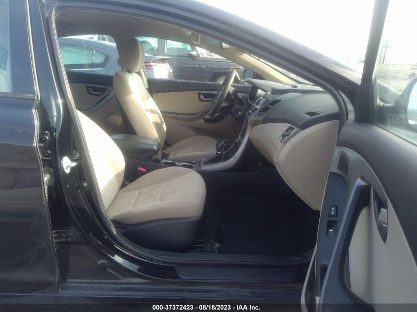 2016 HYUNDAI ELANTRA SE - 5NPDH4AE6GH711131