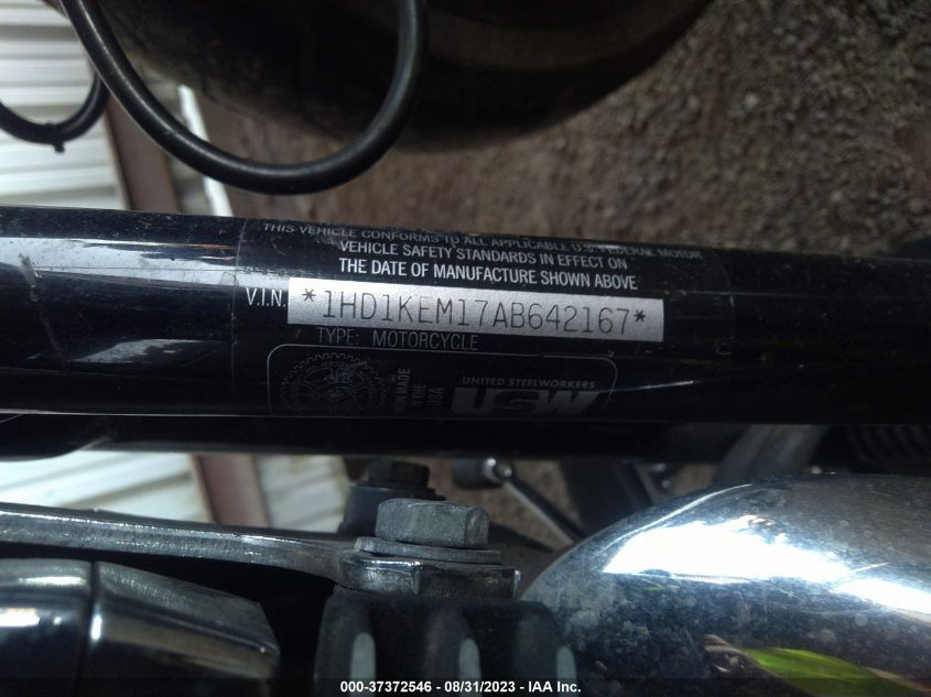 2010 HARLEY-DAVIDSON FLHTK - 1HD1KEM17AB642167