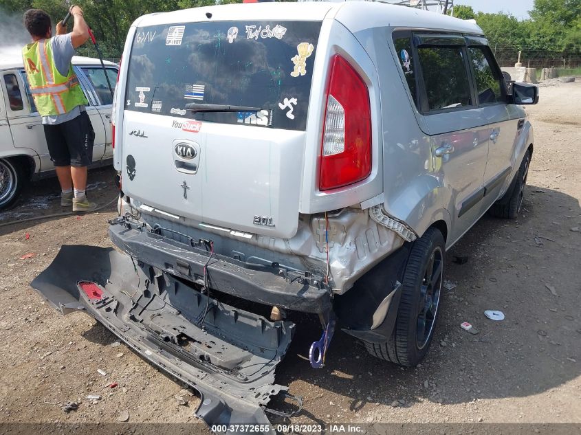 2013 KIA SOUL + - KNDJT2A6XD7768866