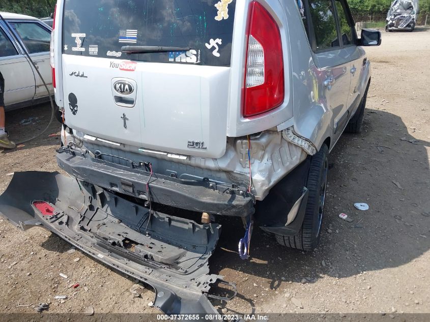 2013 KIA SOUL + - KNDJT2A6XD7768866