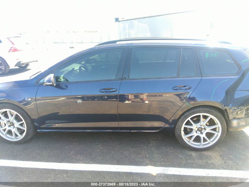 2018 VOLKSWAGEN GOLF SPORTWAGEN S - 3VW217AU5JM757102