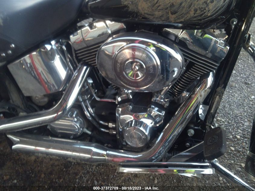2006 HARLEY-DAVIDSON FLSTCI 1HD1BWB196Y052825