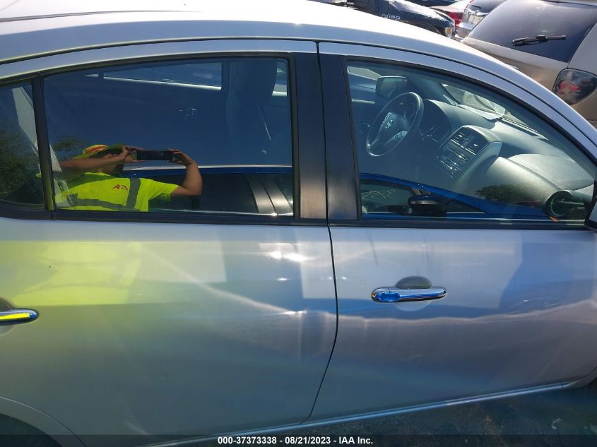 2017 NISSAN VERSA SEDAN SV - 3N1CN7AP5HK424932