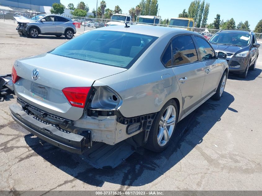 2013 VOLKSWAGEN PASSAT S - 1VWAP7A36DC042434