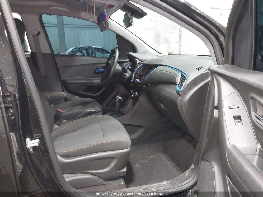 KL7CJNSB7LB041026 Chevrolet Trax LS 5