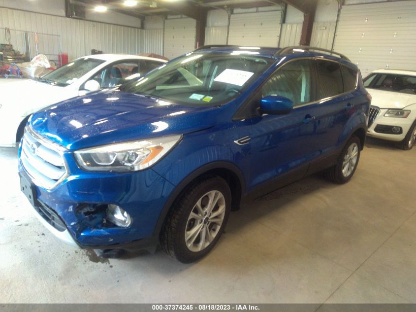 2017 FORD ESCAPE SE - 1FMCU9GD5HUC45830