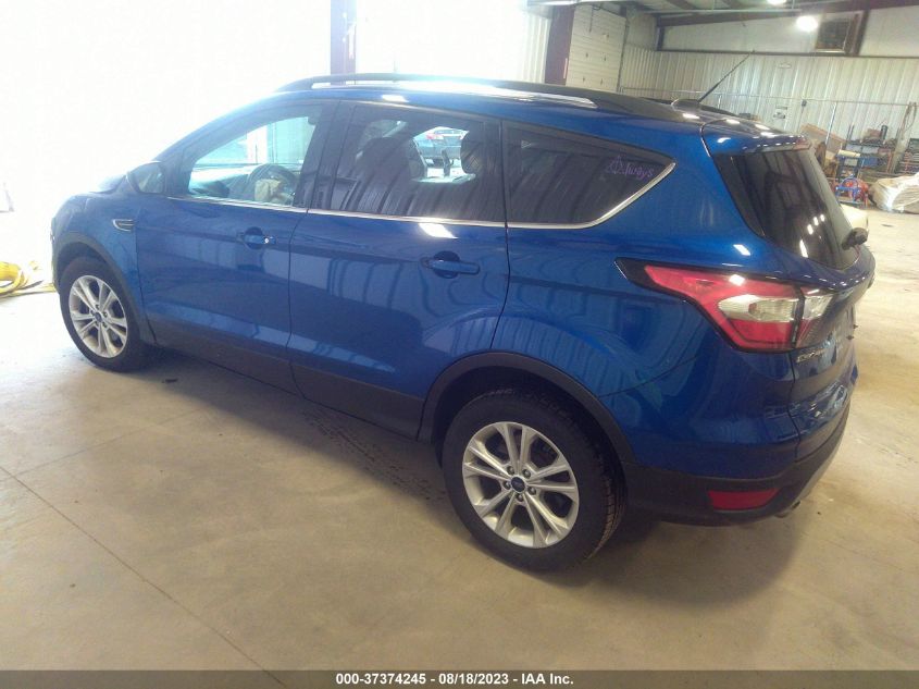 2017 FORD ESCAPE SE - 1FMCU9GD5HUC45830