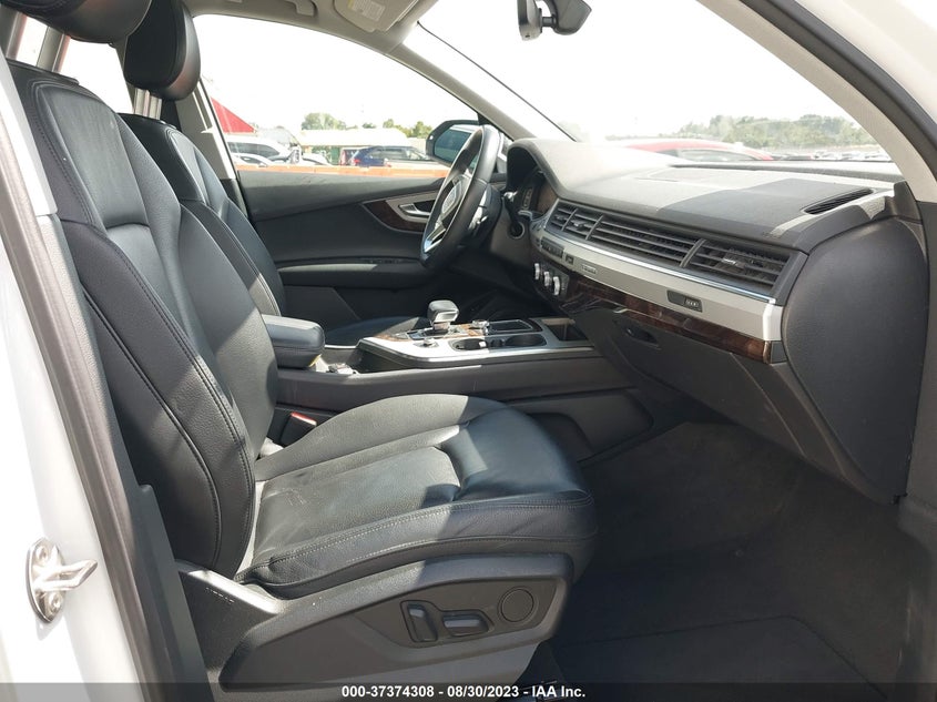 VIN WA1LHAF71KD040285 2019 AUDI Q7 PREMIUM PLUS
