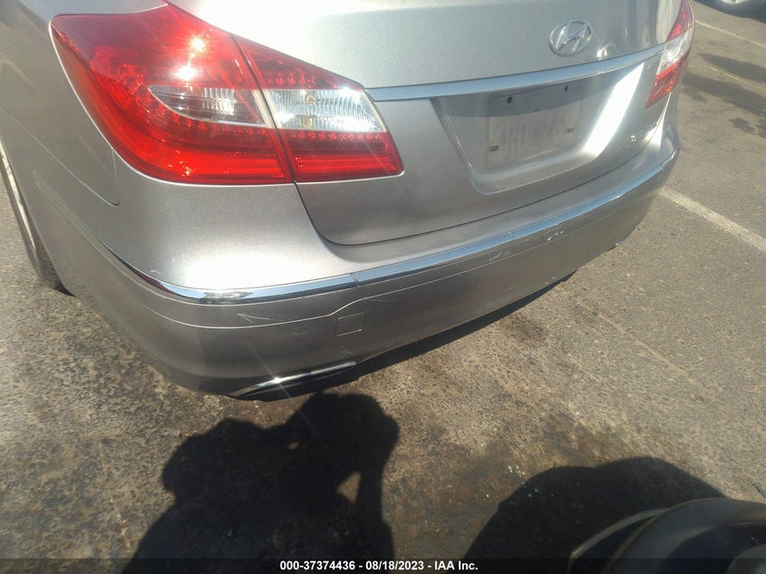 2012 HYUNDAI GENESIS VIN: KMHGC4DD0CU163346