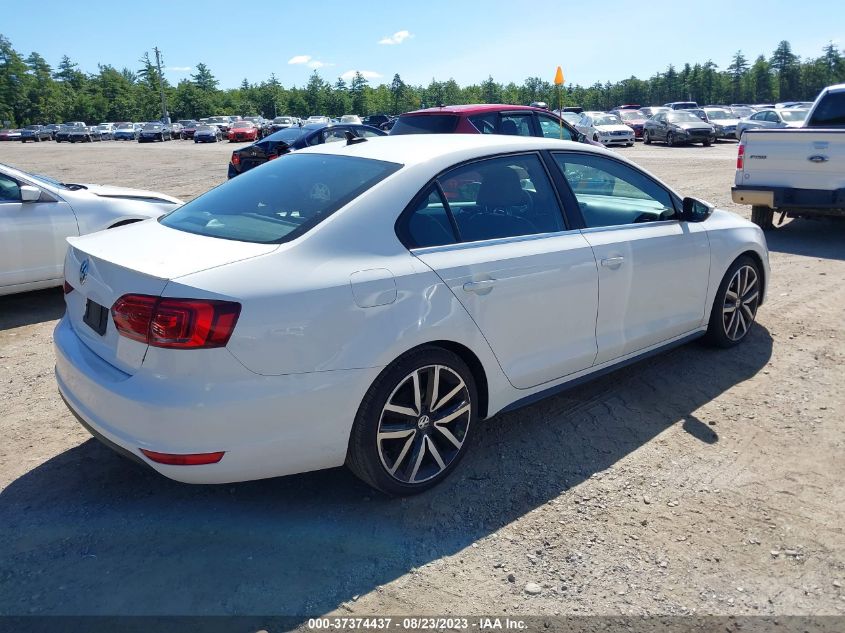 2013 VOLKSWAGEN GLI AUTOBAHN 3VW4T7AJ6DM283660