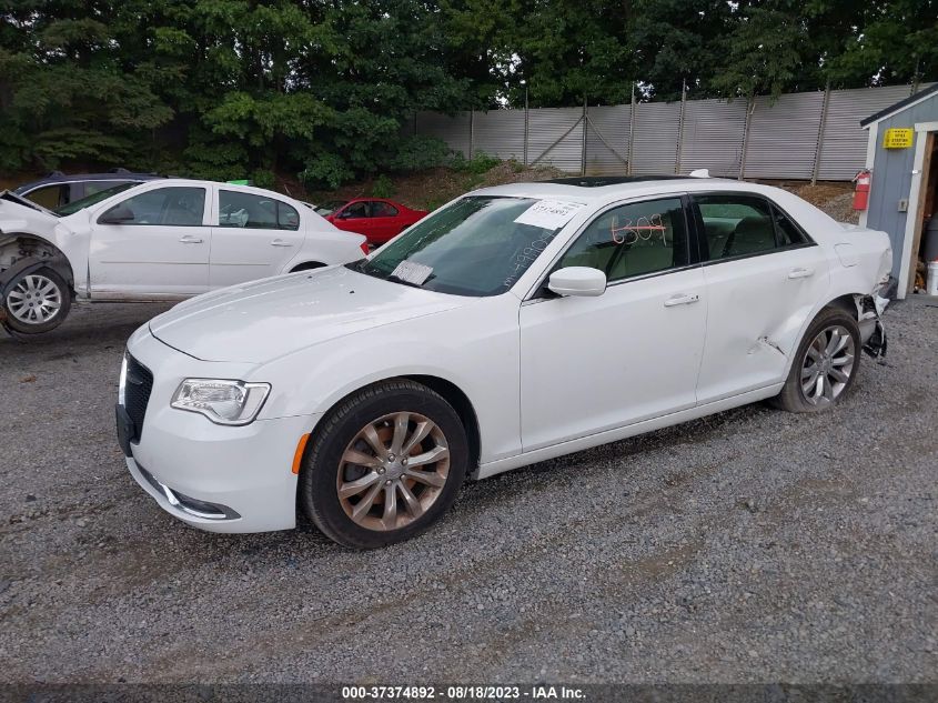 2016 CHRYSLER 300 LIMITED - 2C3CCARGXGH224820