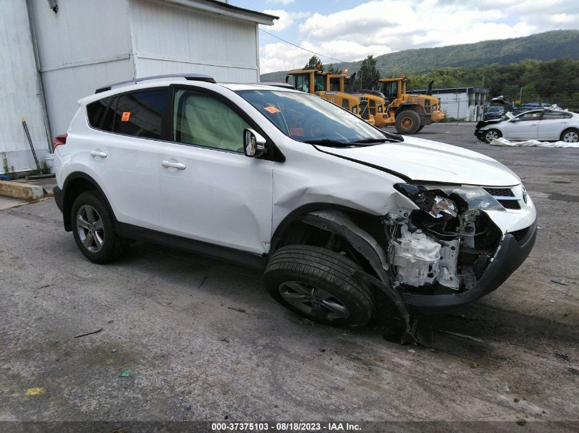 2015 TOYOTA RAV4 XLE - JTMRFREV3FD173124
