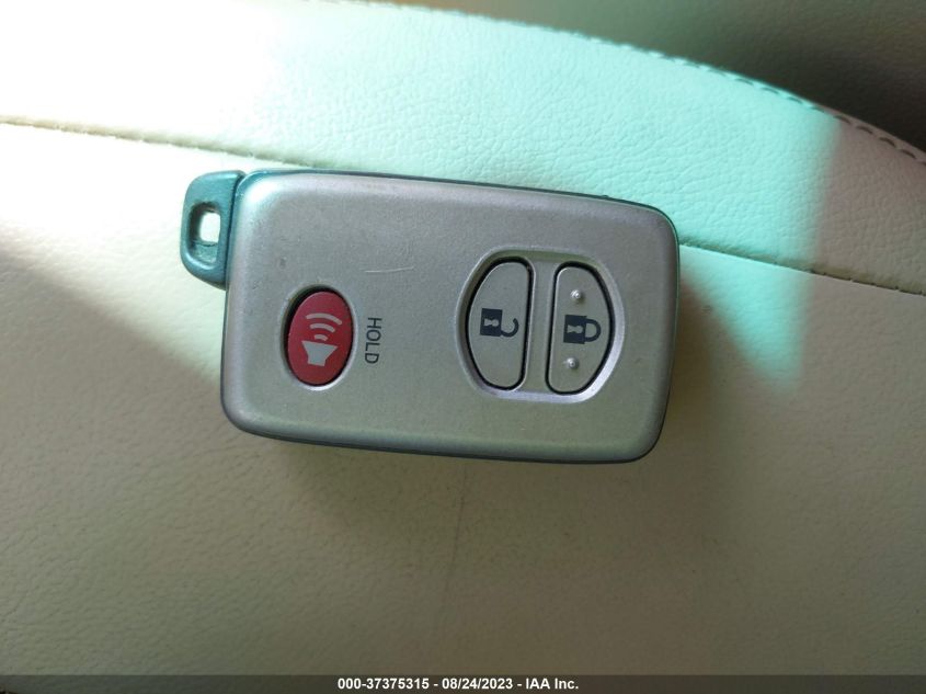 2014 TOYOTA LAND CRUISER JTMHY7AJ1E4023847