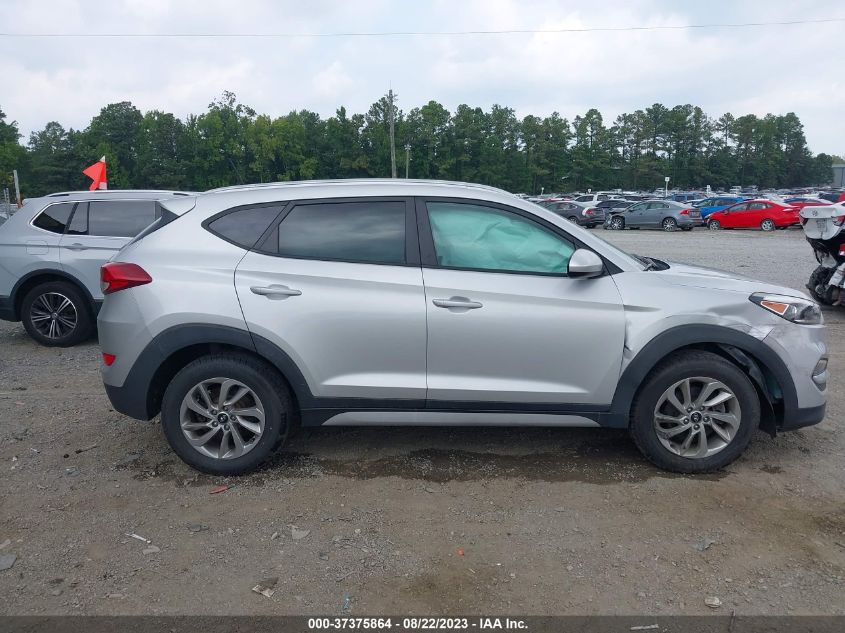 2017 HYUNDAI TUCSON SE - KM8J3CA40HU556114