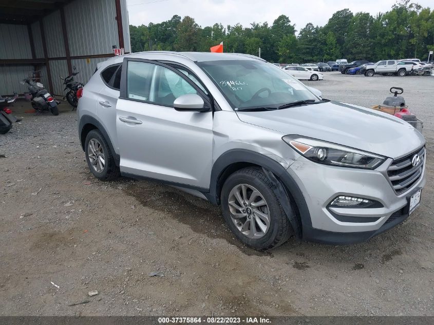 2017 HYUNDAI TUCSON SE - KM8J3CA40HU556114