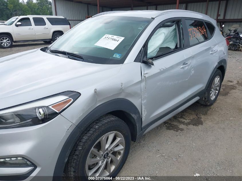 2017 HYUNDAI TUCSON SE - KM8J3CA40HU556114