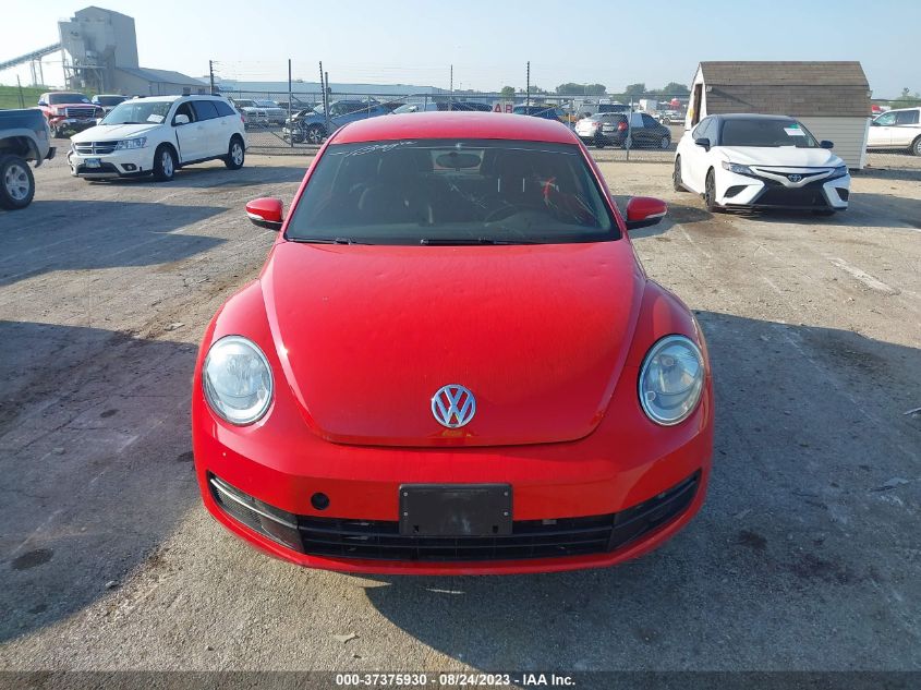 2015 VOLKSWAGEN BEETLE COUPE 1.8T - 3VWJ07AT2FM631051