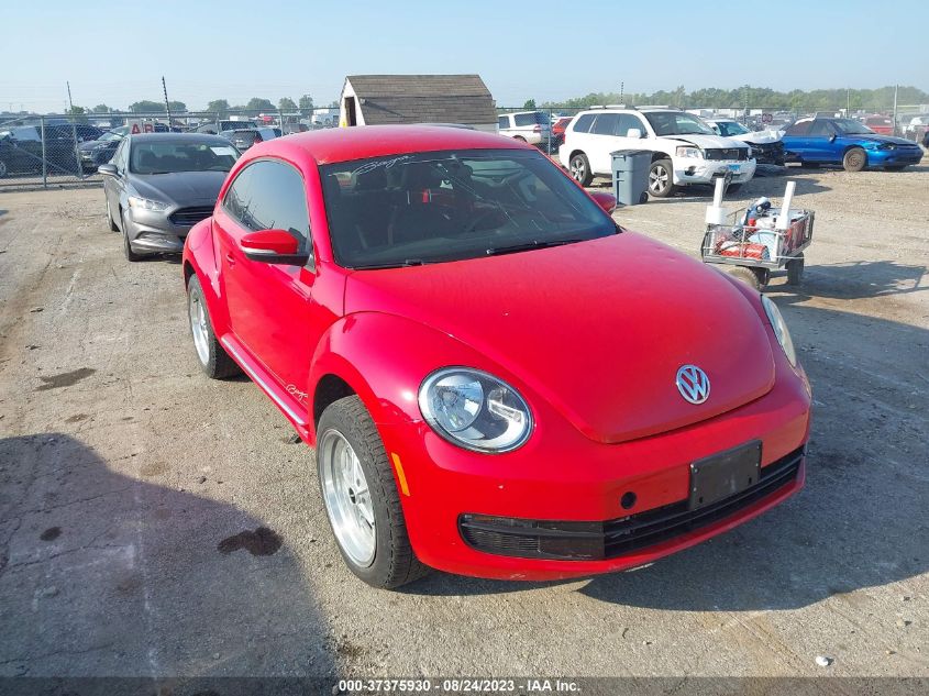 2015 VOLKSWAGEN BEETLE COUPE 1.8T - 3VWJ07AT2FM631051