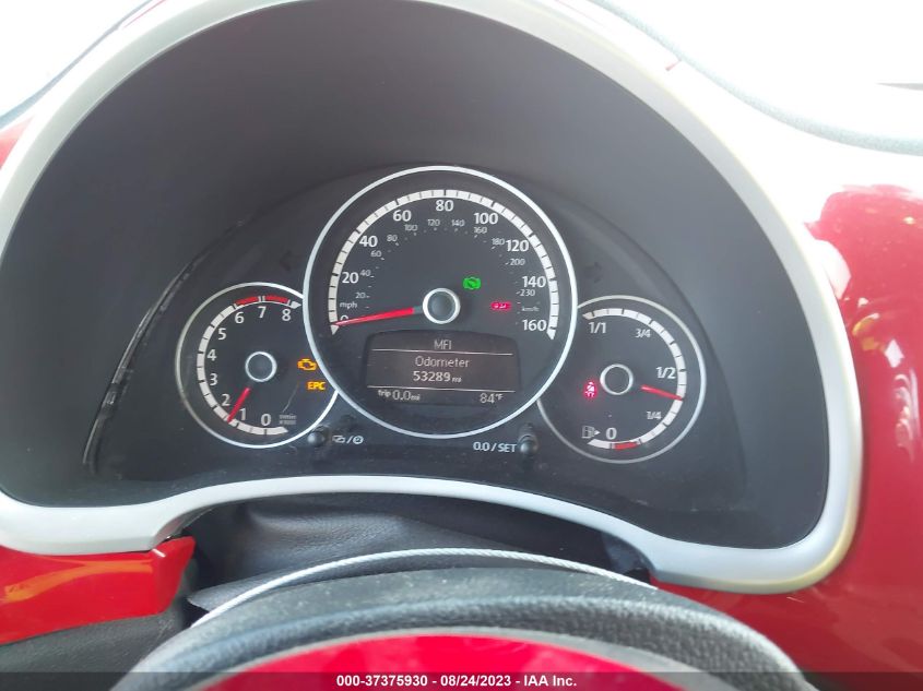 2015 VOLKSWAGEN BEETLE COUPE 1.8T - 3VWJ07AT2FM631051