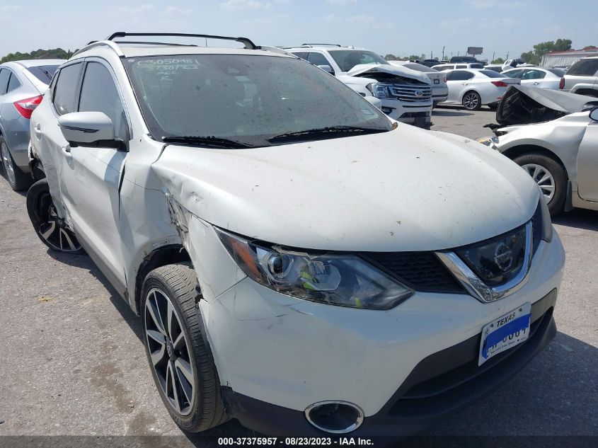 2017 NISSAN ROGUE SPORT SL - JN1BJ1CPXHW029182