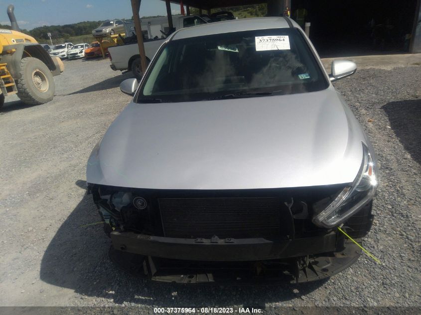 2018 HYUNDAI ELANTRA GT - KMHH35LE6JU034240