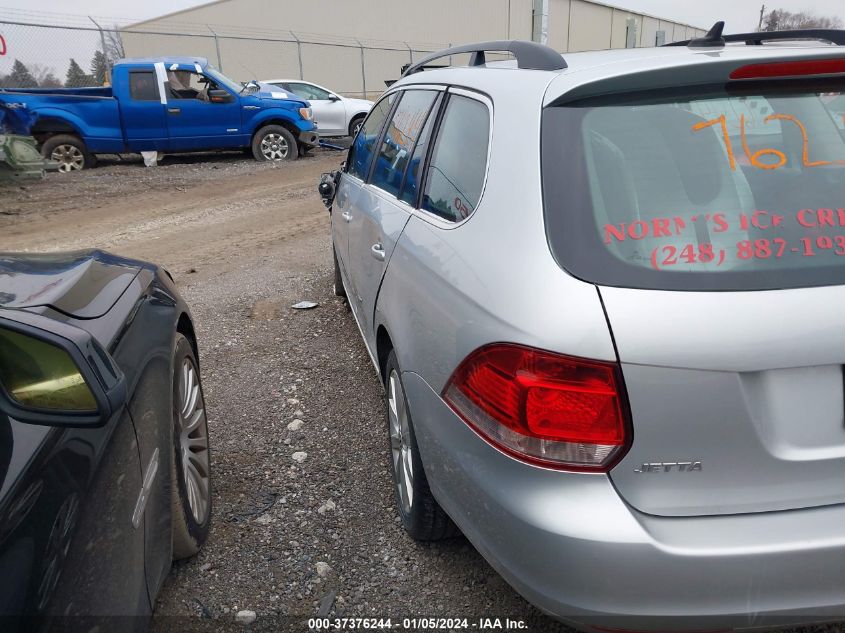 2013 VOLKSWAGEN JETTA SPORTWAGEN TDI W/SUNROOF   NAV - 3VWPL7AJXDM607108