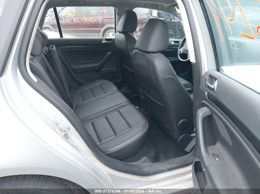 2013 VOLKSWAGEN JETTA SPORTWAGEN TDI W/SUNROOF   NAV - 3VWPL7AJXDM607108
