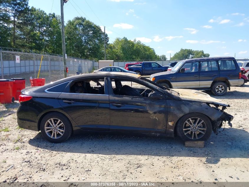 2015 HYUNDAI SONATA 2.4L SE - 5NPE24AF4FH127985