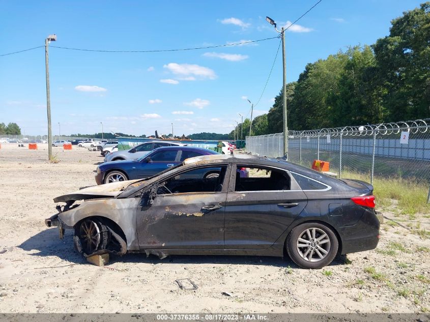 2015 HYUNDAI SONATA 2.4L SE - 5NPE24AF4FH127985