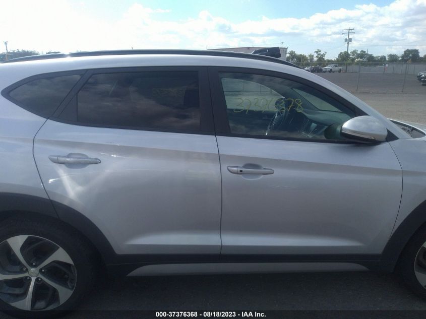 2018 HYUNDAI TUCSON VALUE - KM8J3CA21JU707398