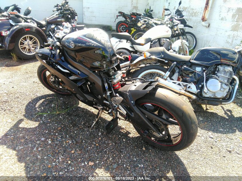 2006 YAMAHA YZFR6 L JYARJ12E56A009732
