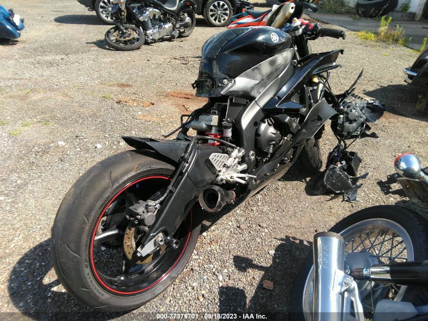 2006 YAMAHA YZFR6 L JYARJ12E56A009732